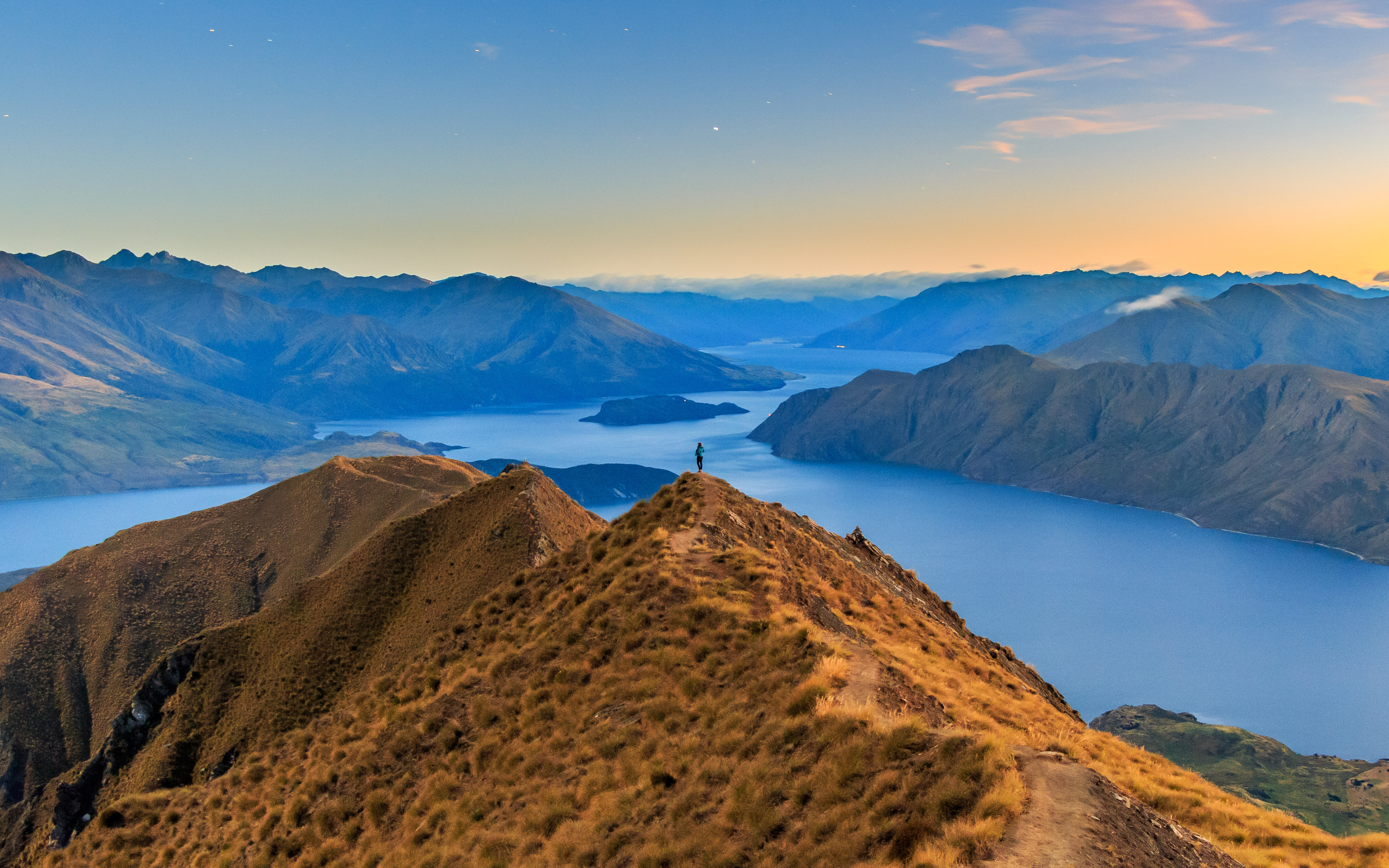 Walking Roys Peak The One Mountain You HAVE To Do In NZ The World 
