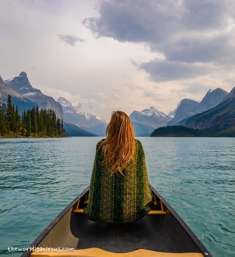 Canoeing Maligne Lake Jasper National Park The World Is A Circus