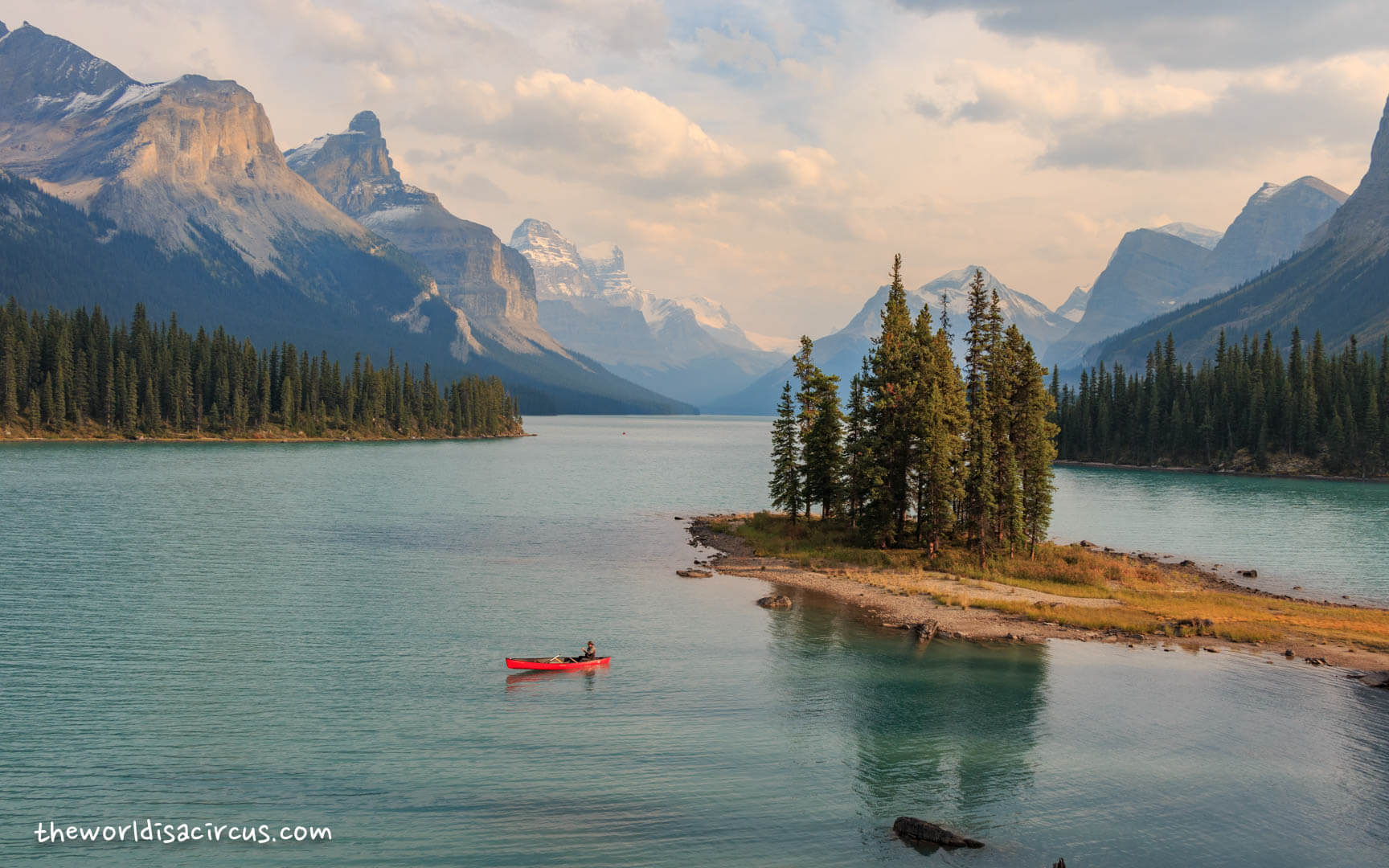 canoes lake maligne canoeing maligne lake jasper national park the world is canoes lake maligne canoeing maligne lake jasper national park the world is